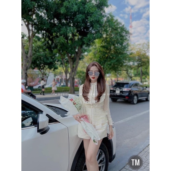 SET ÁO REN HOA THÊU NỔI + SHORT NUDE