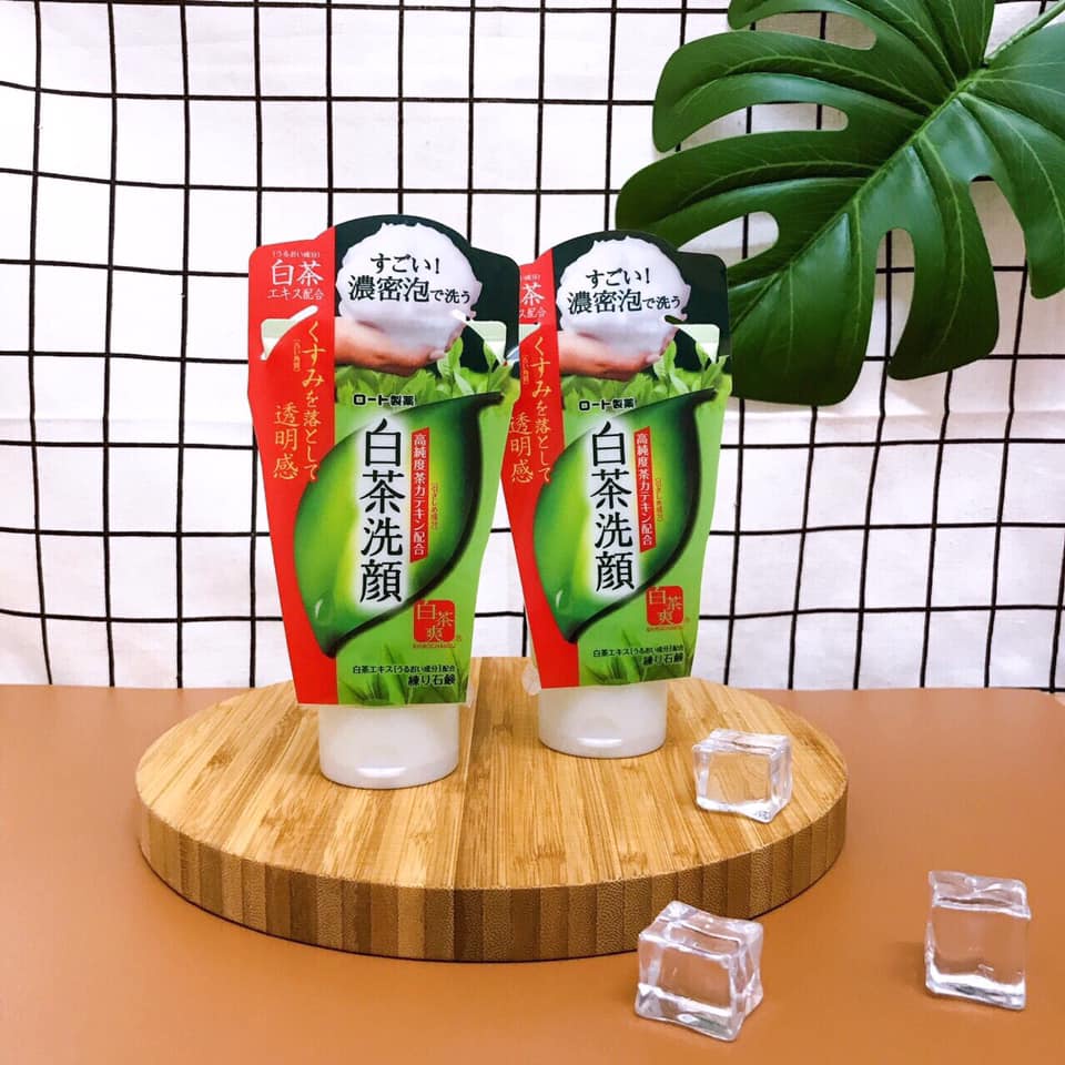 Sữa Rửa Mặt Trà Xanh Rohto Shirochasou Green Tea Foam 120g Nhật Bản