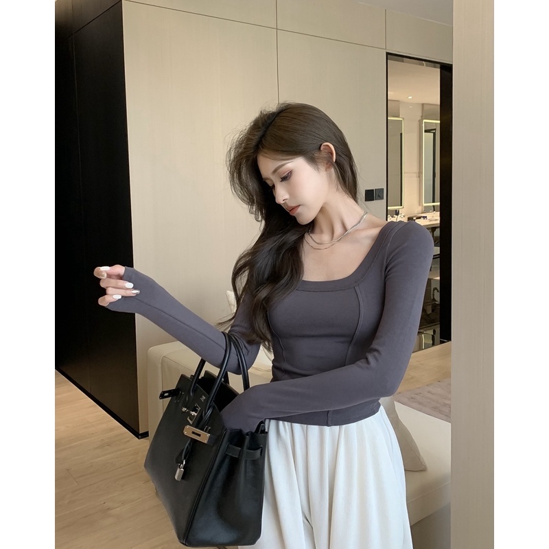 [2 Màu] Áo Thun Tay Dài Mỏng Bên Trong Với Quần Legging Ngắn insU Cổ Chữ U