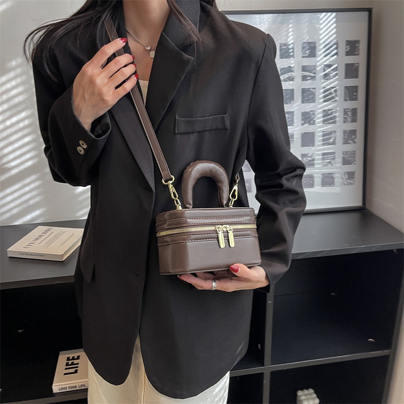 Túi Xách Đeo Vai Hình Vuông Cỡ Nhỏ Thời Trang Cao Cấp