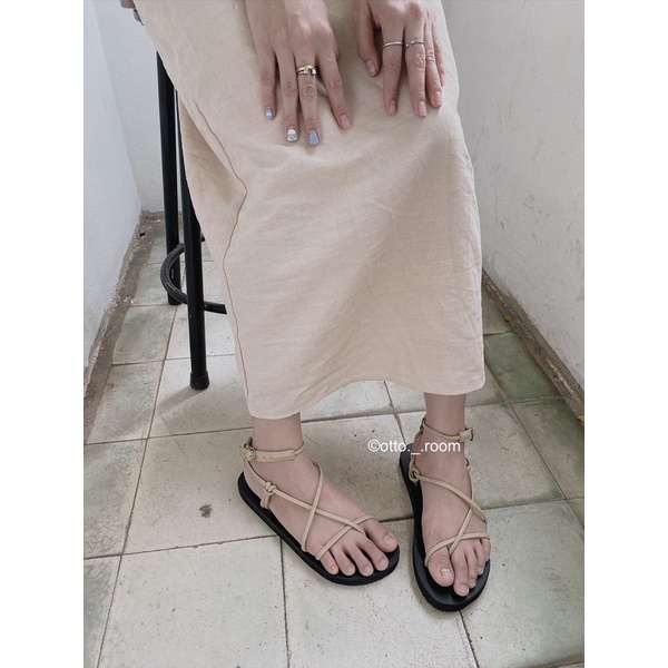 Giày sandal quai mỏng đan chéo