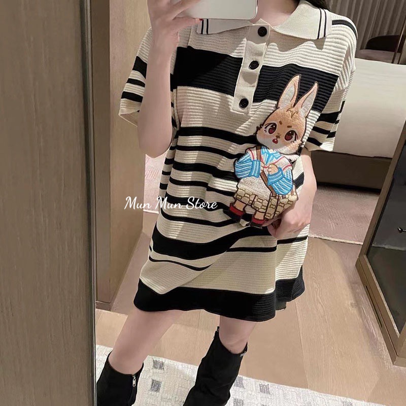 &quot;TẶNG QUẦN GEN&quot;Váy polo nữ sọc ngang len MunMunStore dáng suông bigsize thêu thỏ kèm clip và ảnh thật chính chủ