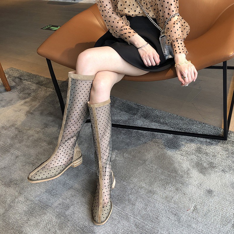 Giày nữ/ Boot chấm bi hot trend