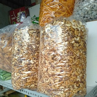 HẠT ĐIỀU VỠ RANG MUỐI HÀNG SẠCH ĐẸP{ 0.5KG/1KG}