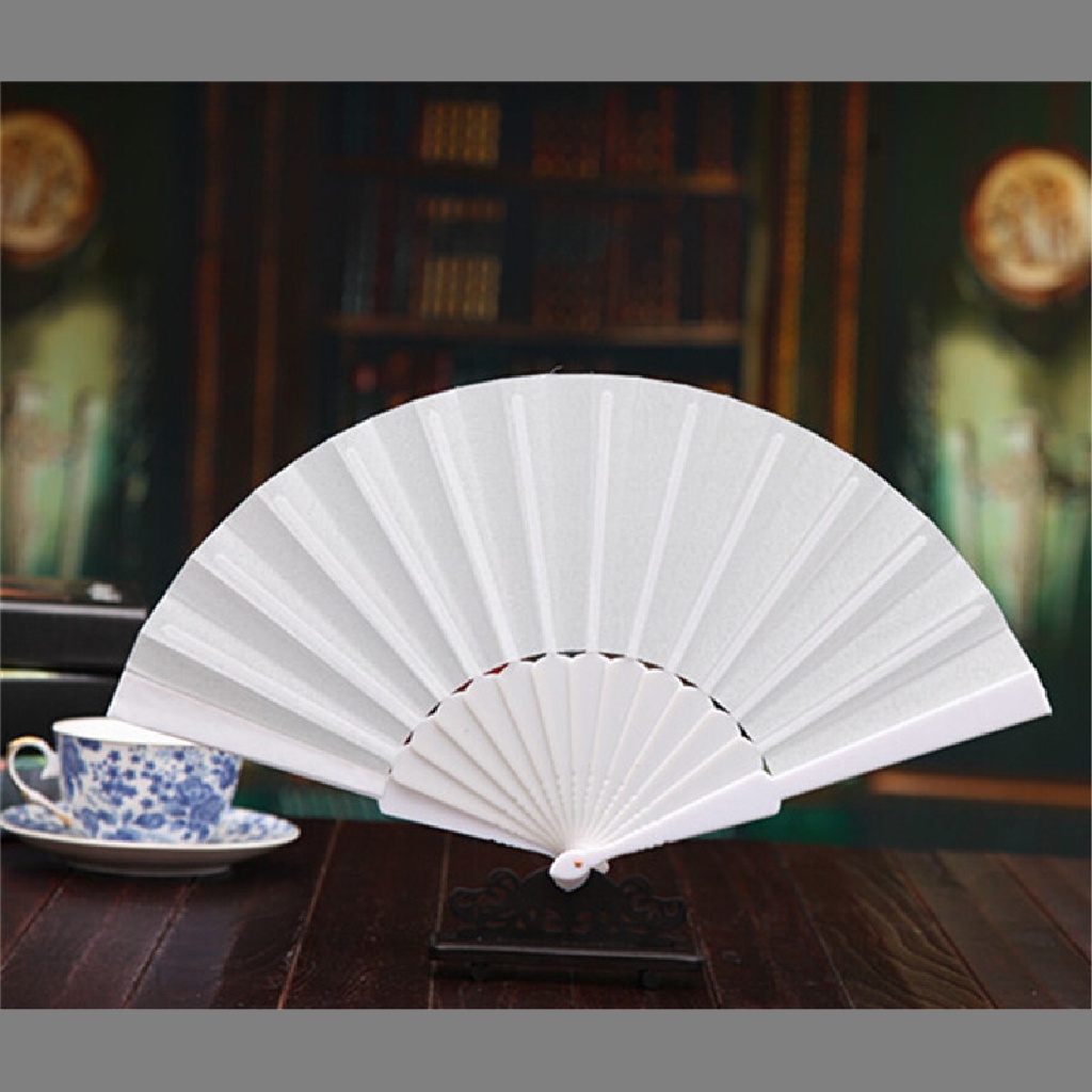 Quạt Xếp Cầm Tay Bằng Nhựa Phong Cách Trung Hoa 1 Cái