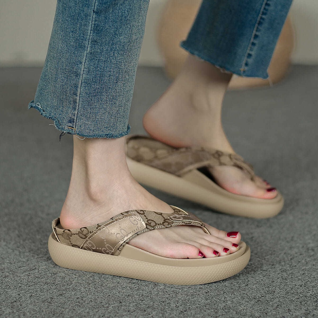 Dép Xỏ Ngón Đế Dày Chống Mòn Thời Trang Mới Cho Nữ