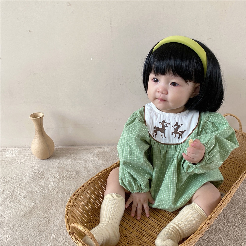 Bộ Áo Liền Quần Tay Dài In Hình Chú Nai Màu Xanh Lá Dễ Thương Cho Bé Từ 0-24 Tháng Tuổi