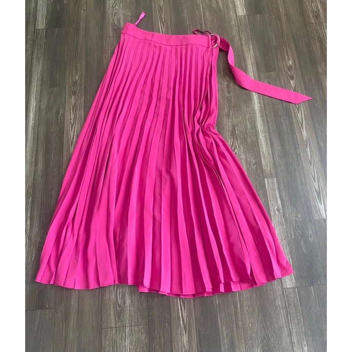 Chân váy warehouse dập ly bigsize xuất xịn