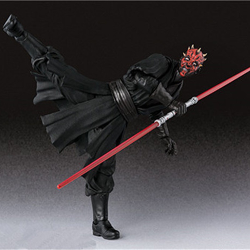 Mô Hình Nhân Vật Darth Moore Và Người Lính Trắng Đen Trong Phim Star Wars K-2SO