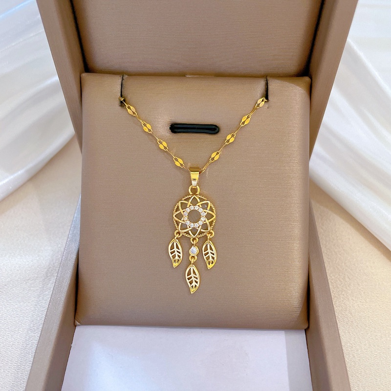 Dây Chuyền Thép Titan Mạ Vàng 18k Phối Lông Vũ Tua Rua Sang Trọng Thời Trang Cho Nữ