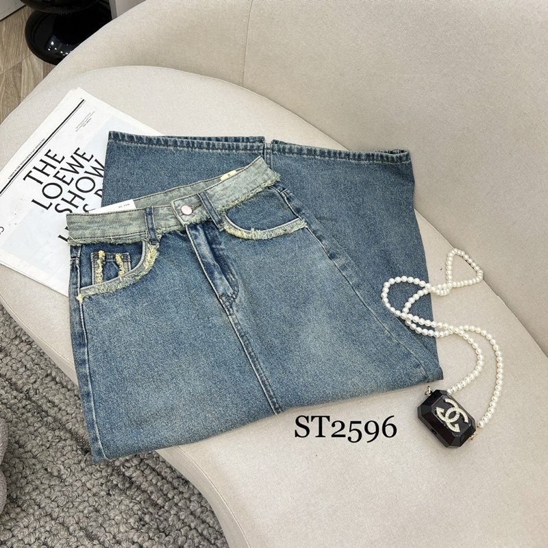 Chân váy jean dáng dài tua rua