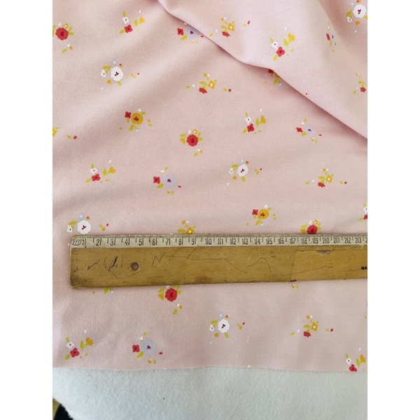 Vải da cá mỏng hoạ tiết nhí tông màu pastel