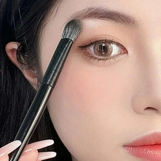 Foundation concealer finger belly detail brush / multi-function smudge brush application