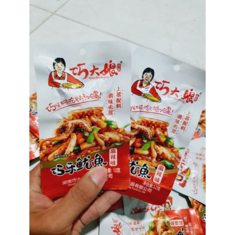 Gói râu mực cay bà dì Tứ Xuyên ăn liền màu đỏ 1 gói 12g, râu mực cay Kiều Đại Nương - TC Food