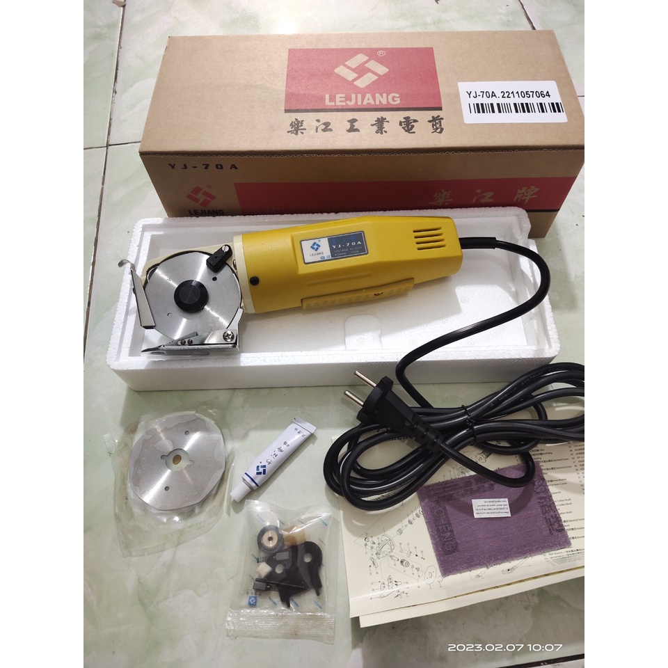 Máy cắt đĩa YJ 70C