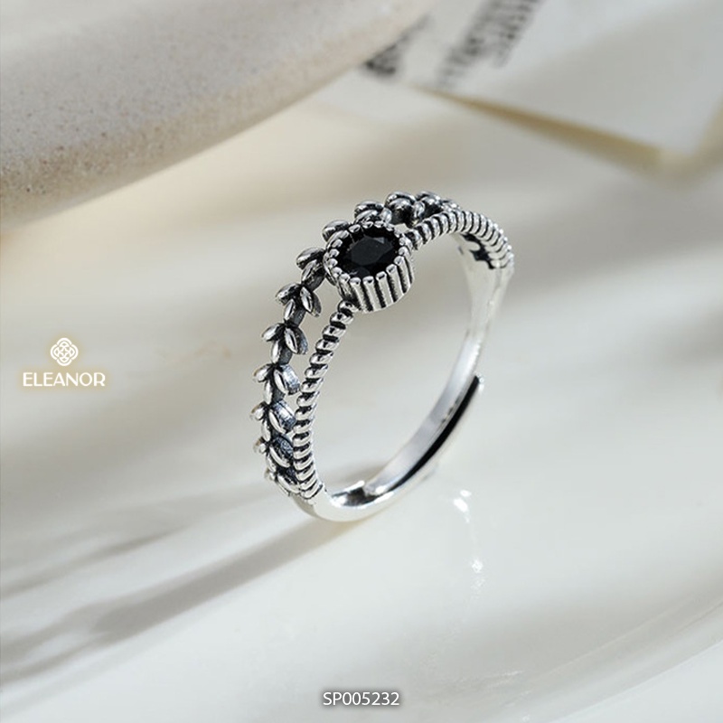 Nhẫn nữ hở bạc 925 Eleanor Accessories hình chiếc lá mặt tròn đính đá đen phụ kiện trang sức dễ thương 5232