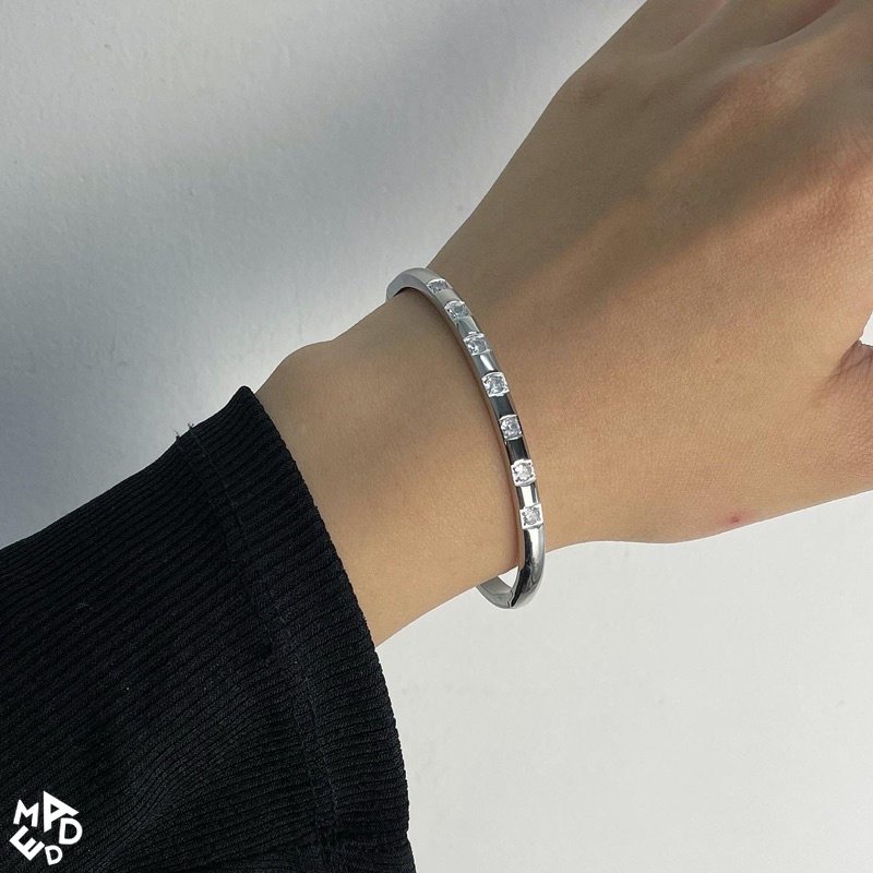 kiềng trơn đính đá vuông Nữ /Madde/2768