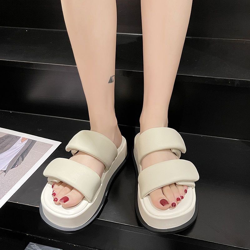 Xăng đan đế dày 4cm mẫu mới phong cách Hàn Quốc