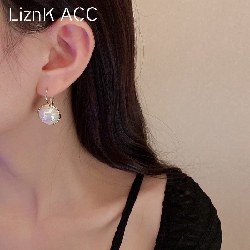 Khuyên Tai Đính Hạt Giả Ngọc Trai Nhã Nhặn