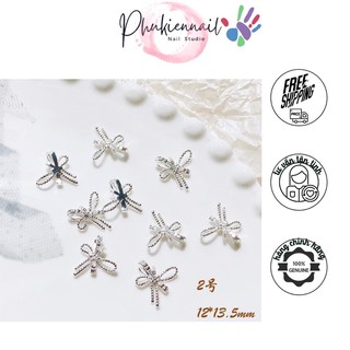 Charm nơ kim loại quốc dân siêu hot k đá