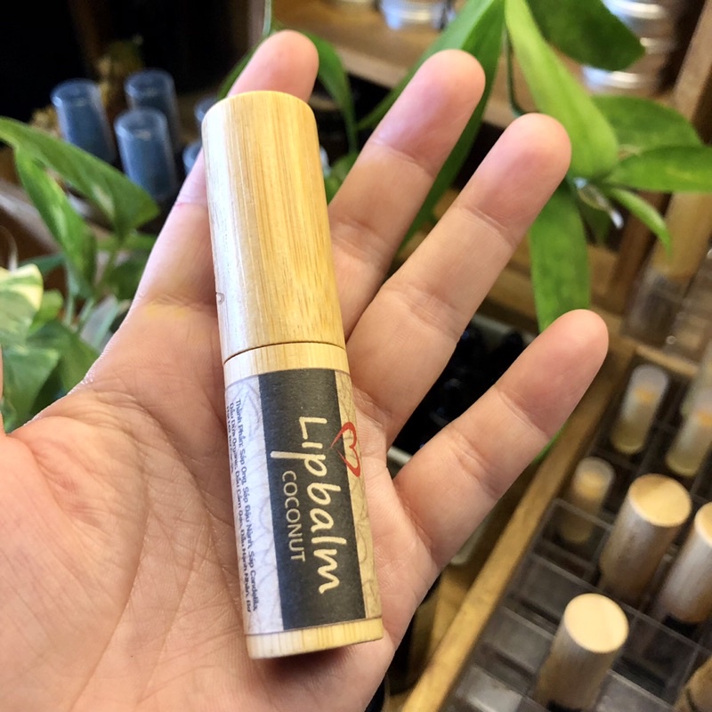 Son dưỡng Dừa - Lip coconut