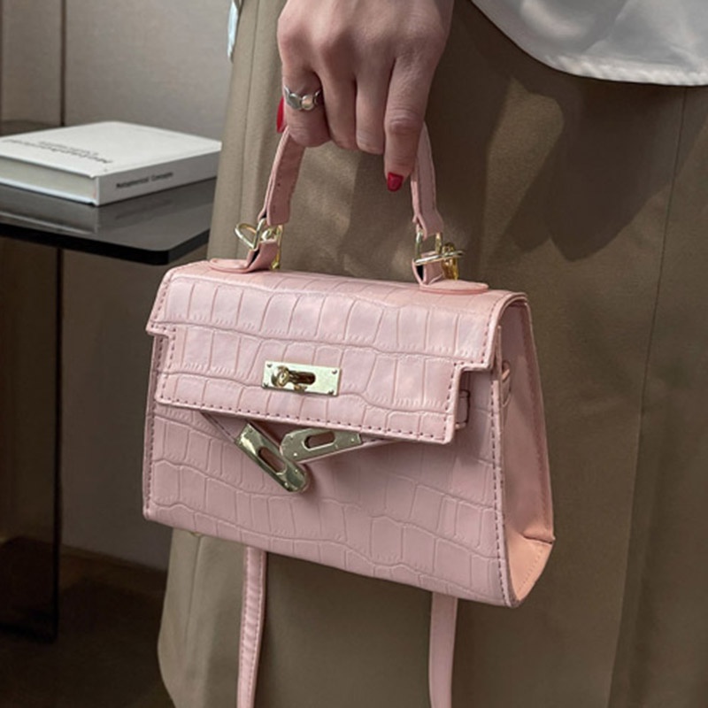 Túi Đeo Chéo Da pu Mềm Họa Tiết Dập Nổi Độc Đáo Thời Trang Cao Cấp Cho Nữ