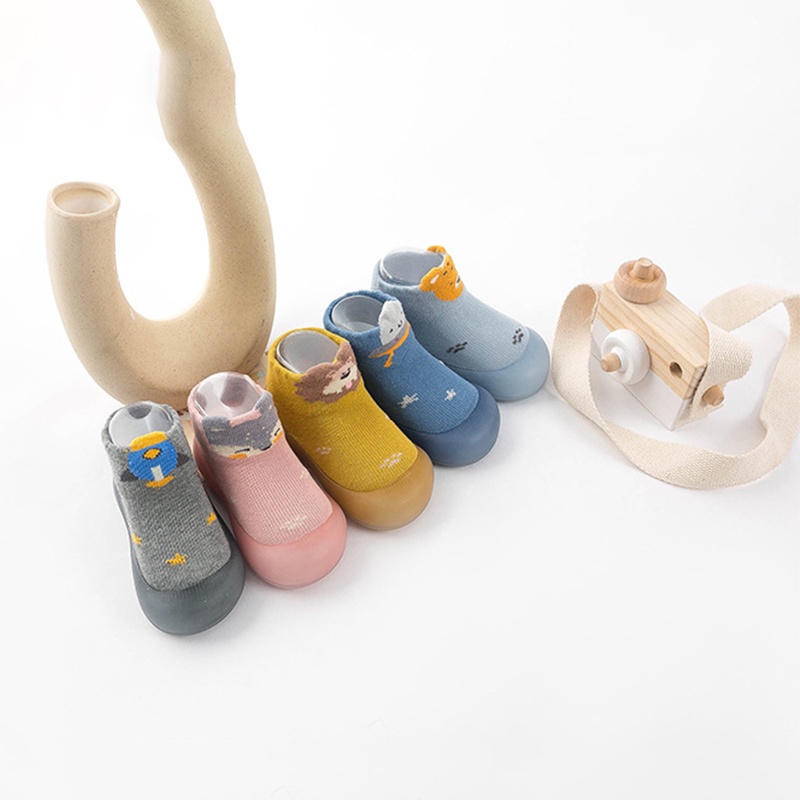 Giày Vớ Đế Mềm Chống Va Đập Cho Bé