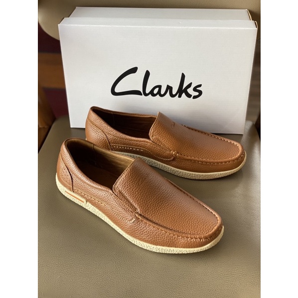 Giày mọi Clarks