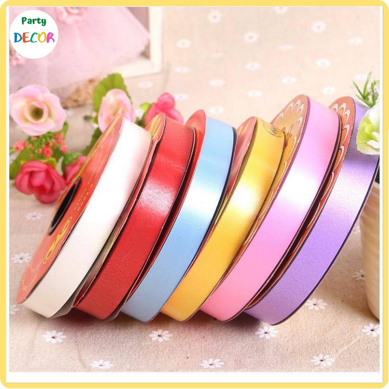 Dây Ruy Băng Nhựa Bản 1cm Buộc Đuôi Bóng Trang Trí Phòng Cưới,Sự Kiện,..Nhiều Màu Sắc.