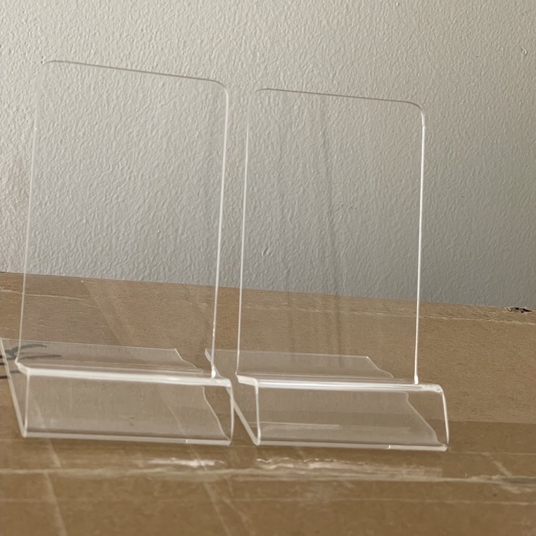 Đế, kệ trưng bày điện thoại, ví da, sản phẩm…Mica cao cấp  trong suốt