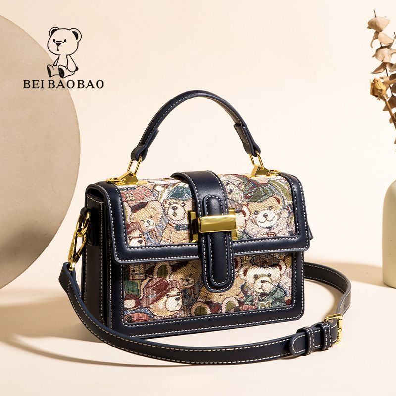 Túi Xách Đeo Vai Thêu Hình Gấu Graffiti Thời Trang Nữ 2023