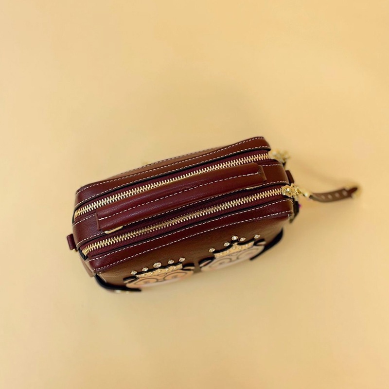 Túi Đeo Vai Boston Hình Gấu Dây Bản Rộng Chính Hãng Hàng Mới Dành Cho Bạn Nữ