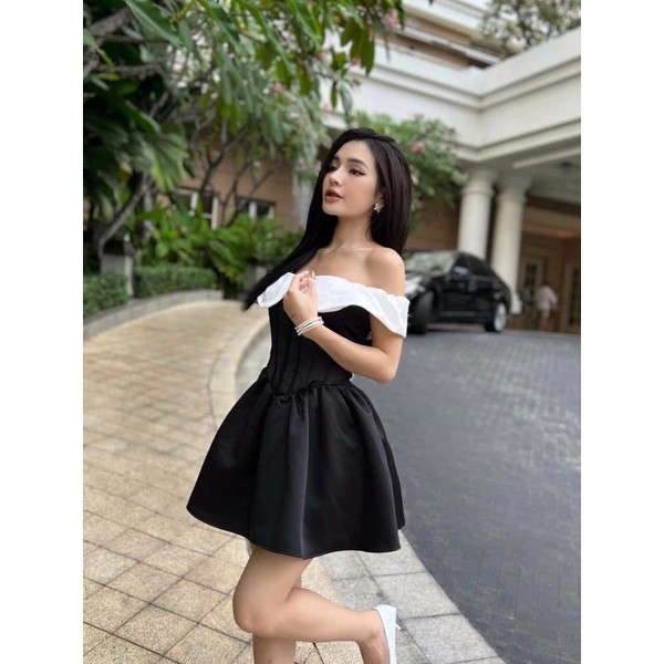 Đầm trễ vai