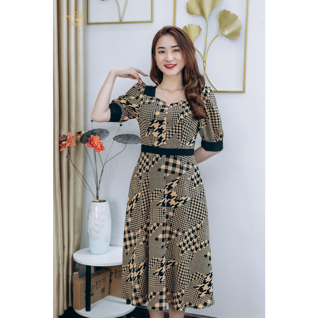 Đầm xòe thiết kế TTV Store TTV1268 Cổ vuông kết nút tay bo màu Đen kem đi chơi đi tiệc sang trọng