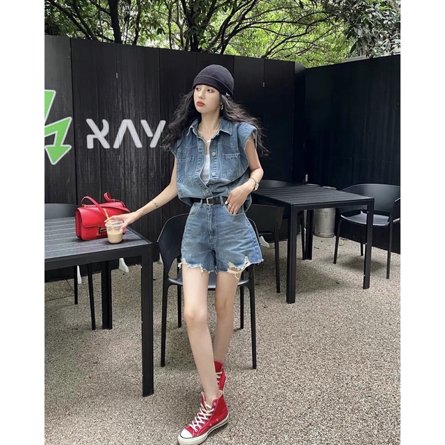 Set áo gile jeans và quần short jeans