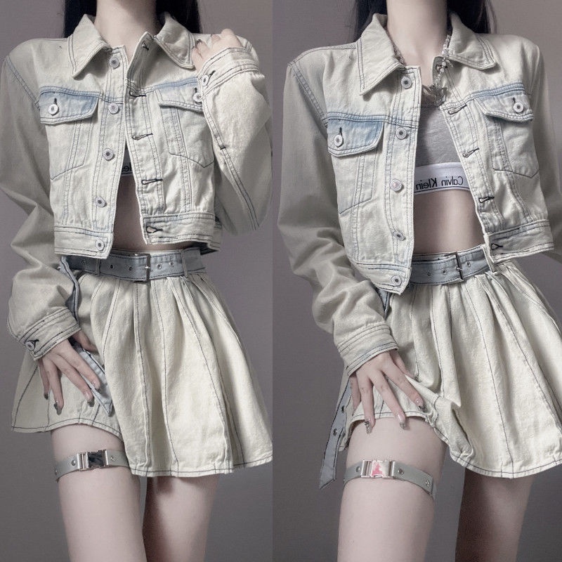 Jiashucheng Bộ Áo Khoác Denim Ngắn Phối Chân Váy Xếp Ly Màu Trắng Phong Cách Retro Mới Cho Nữ