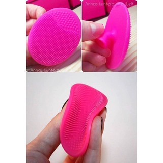 Miếng Rửa Mặt Silicon Seiwapro Loven Make Cleansing Pad Nhật Bản
