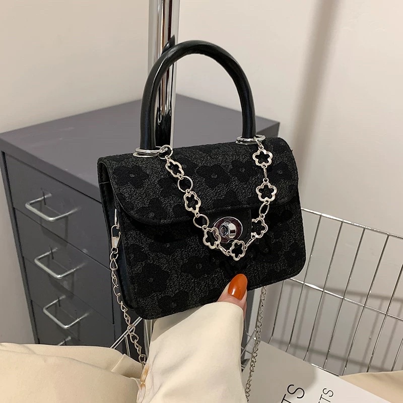 Túi đeo chéo họa tiết hoa Butterfly