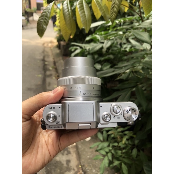 Lumix GF8 kèm lens 12-32mm