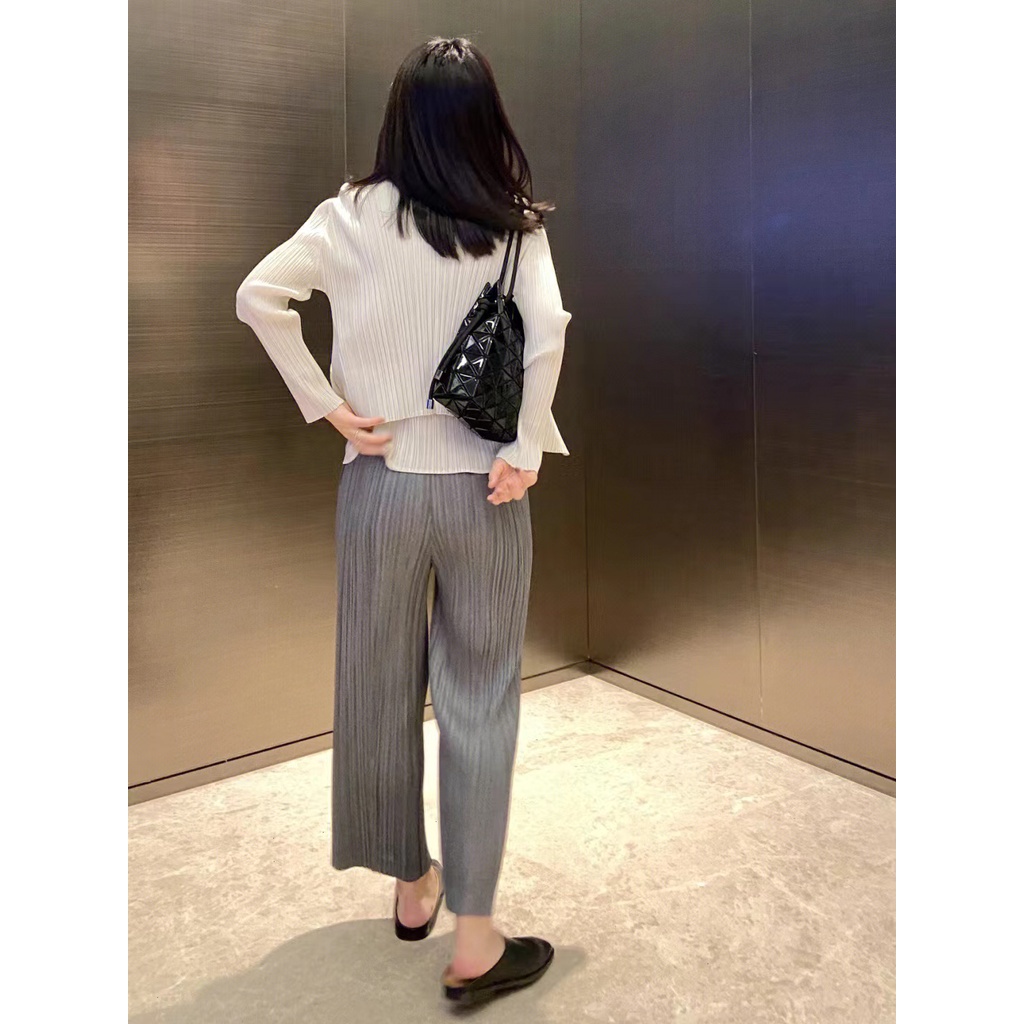 🎉PROMO🎉🍒💯 Issey Miyake Baobao Túi Đeo Chéo Baobao IsSEY Miyake Wring Hàng Mới 100% Túi Đeo Hông Thời Trang Dành Cho Nữ