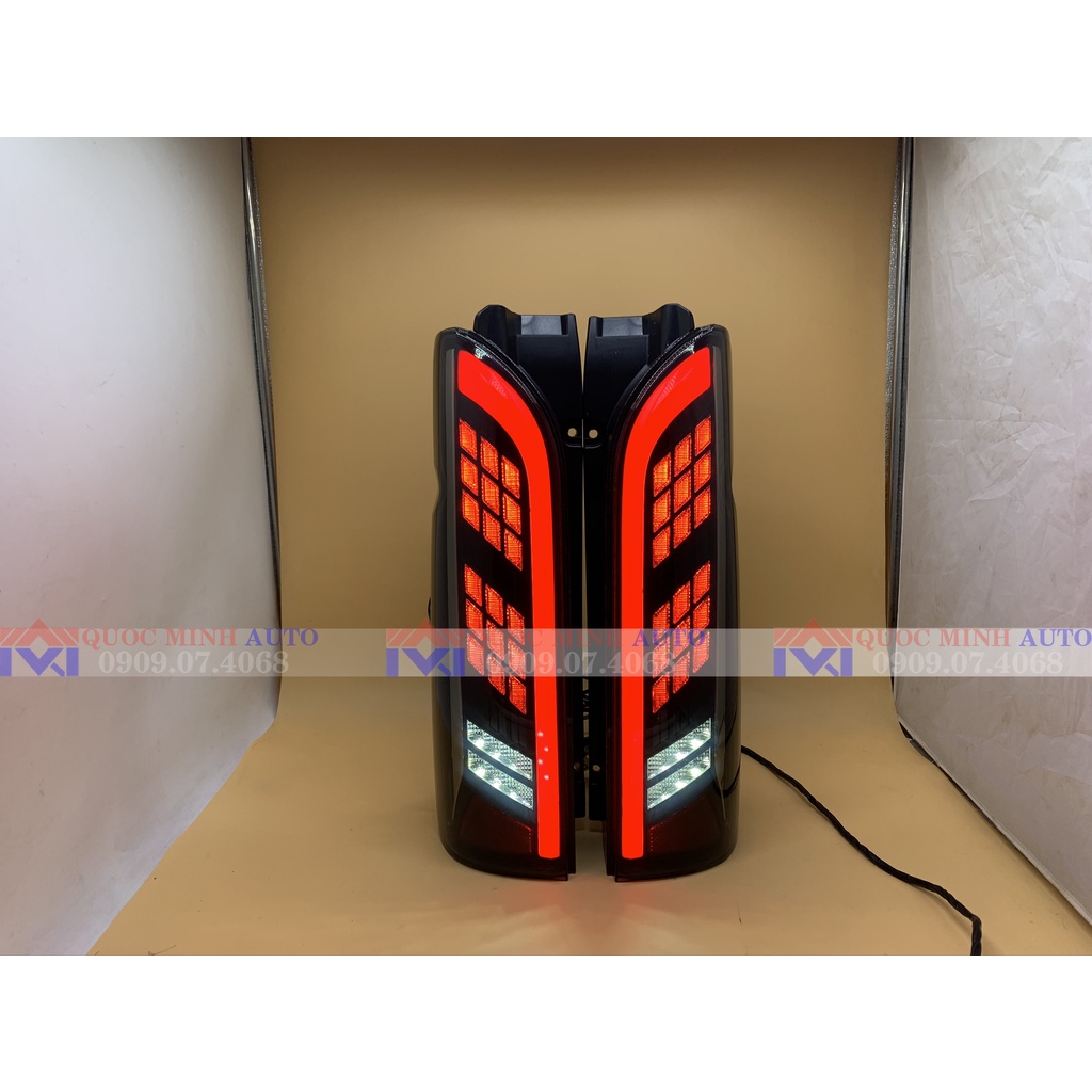Đèn Hậu Toyota Hiace 2005-Up Mẫu Full Led Chính Hãng Vland