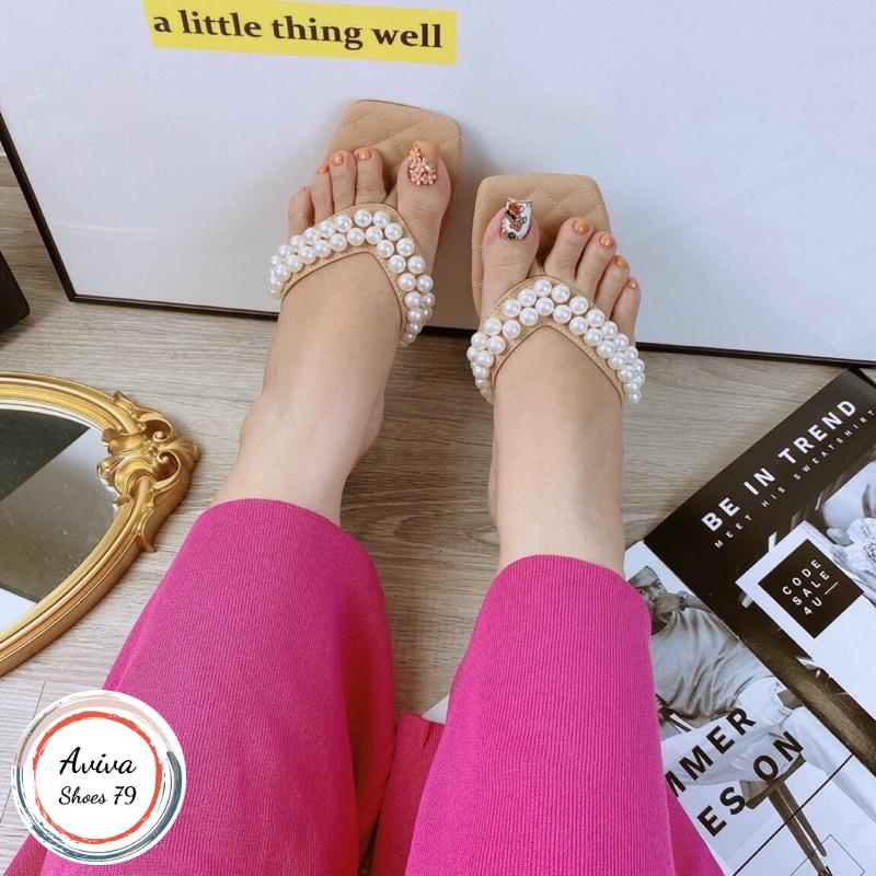 Deps kẹp Ngọc đế bệt đính 2 hàng Ngọc T/rai siêu Hót siêu xinh xò.