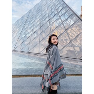 Cardigan len dáng choàng cape tông xám kẻ viền có mũ - MS083