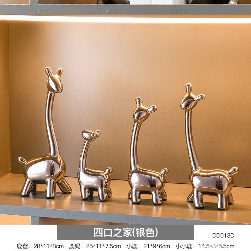 Tượng Gia Đình Hươu Cao Cổ Đoàn Viên Bằng Gốm Sang Trọng