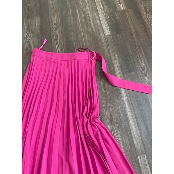 Chân váy warehouse dập ly bigsize xuất xịn