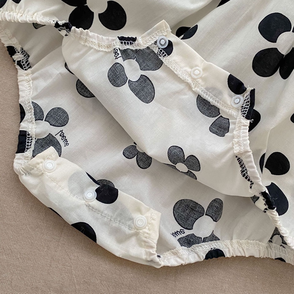 Áo Liền Quần Tay Dài Họa Tiết Hoa Kèm Băng Đô Xinh Xắn Cho Bé