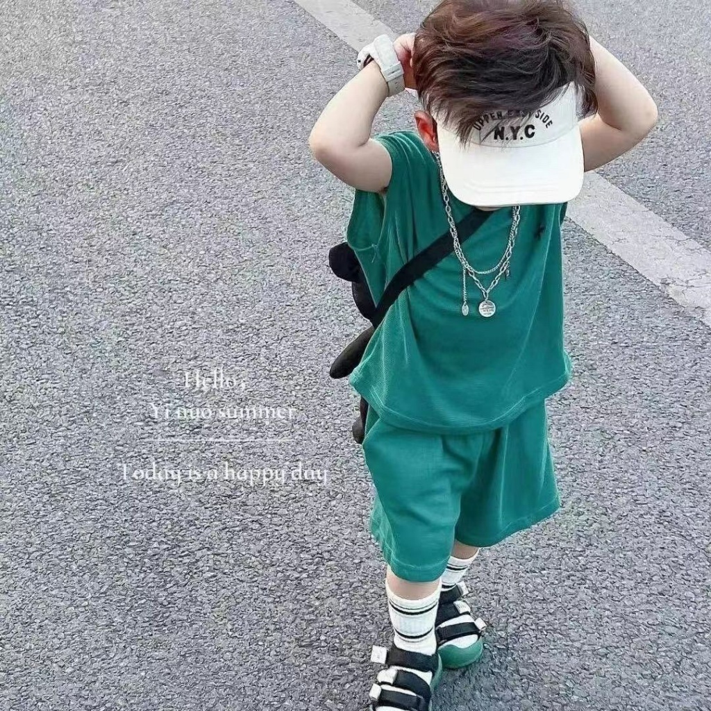 Bộ Áo Thun Ngắn Tay + Quần Short Màu Xanh Lá Phong Cách Đường Phố Hàn Quốc Thời Trang Mùa Hè Cho Bé Trai