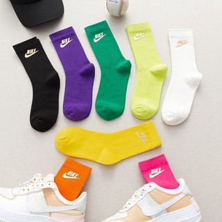 NK Tất Thể Thao Nike Cổ Cao Chất Liệu Cotton Nhiều Màu Sắc Đơn Giản Trẻ Trung