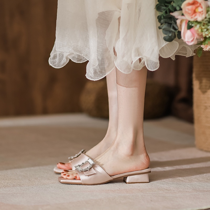 Sandal Thiết Kế Mới Thời Trang Theo Phong Cách Hàn Quốc Dành Cho Nữ