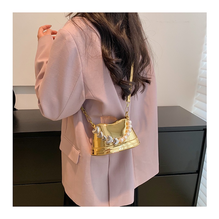 Túi Da Bóng Đeo Chéo Màu Laser Đính Ngọc Trai Thời Trang Mới 2023